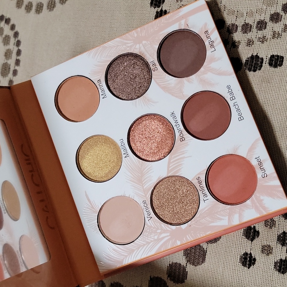 COPY - Beauty Creations Cali Chic Eyeshadow Palette